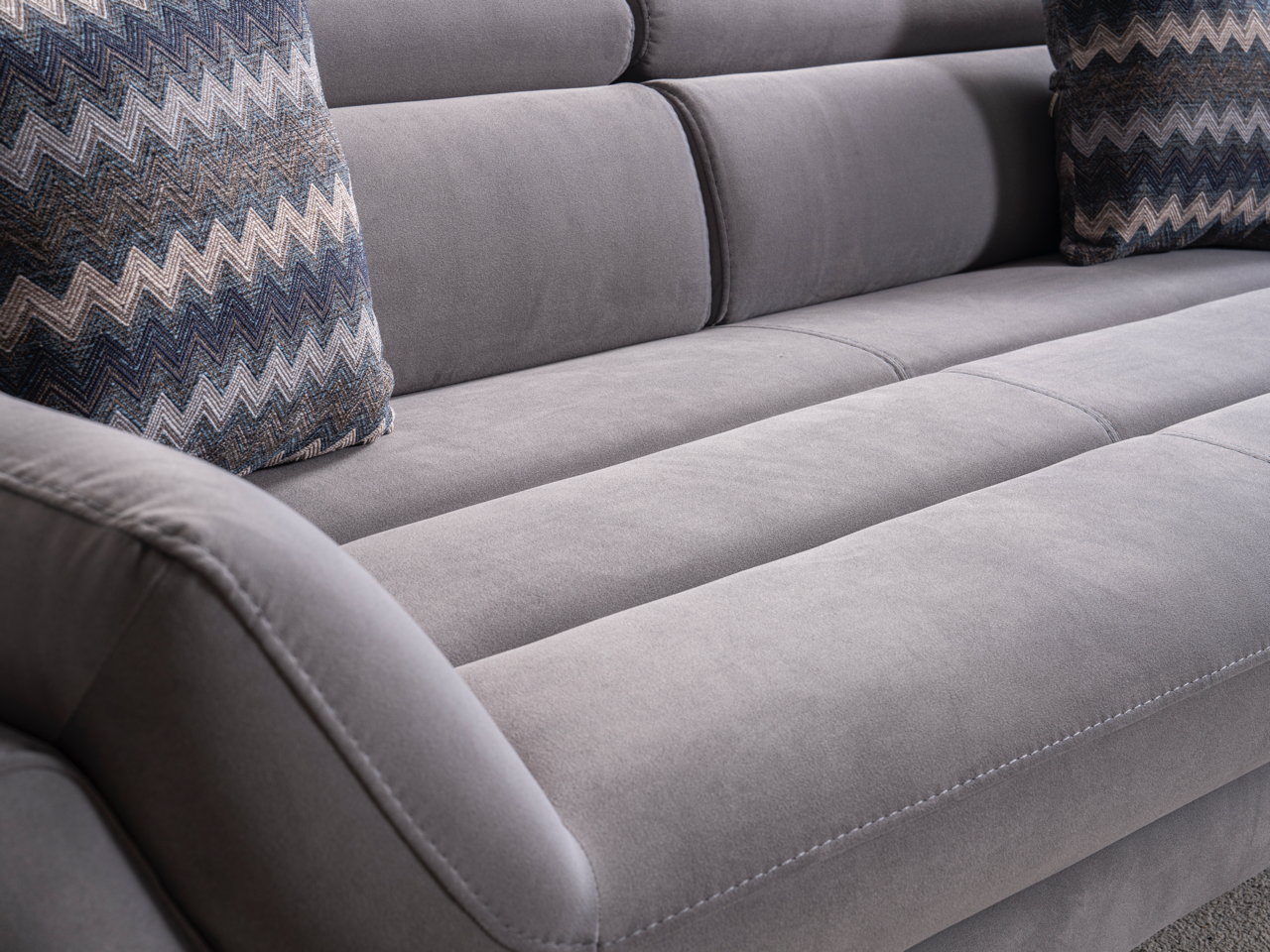 Eftelya Living Room Set